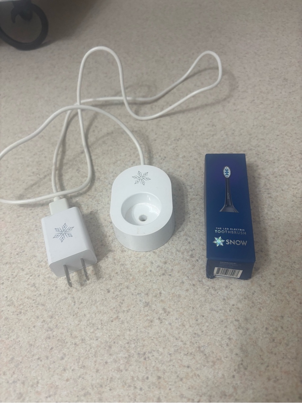 SNOW Electric Toothbrush Charging Base, USB Wall Charger & LED Toothbrush Refill